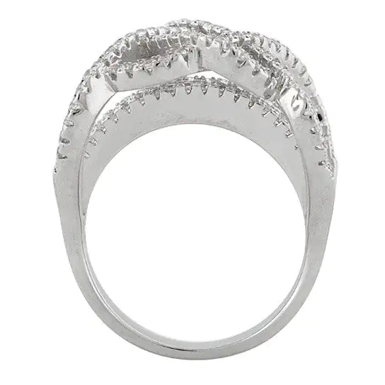 Radiant Infinity™ White Gold Diamond Ring – Elegant Twisted Design